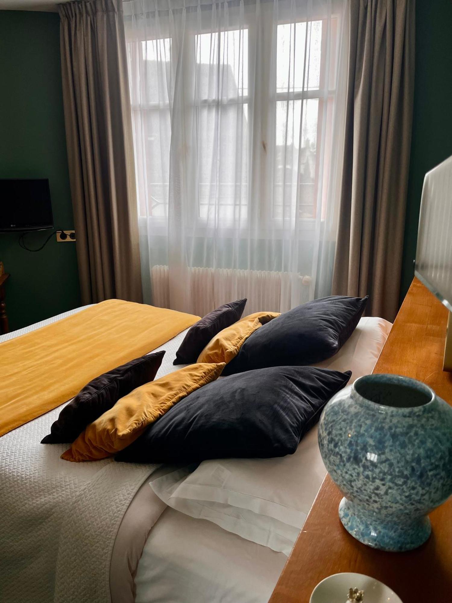 Le Temeraire Hotel Шароль Екстер'єр фото